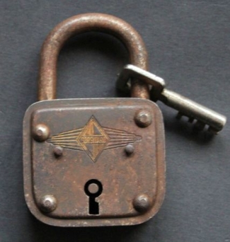 Borgward Vorgängeschloss mit Logo und Originalschlüssel (2331)